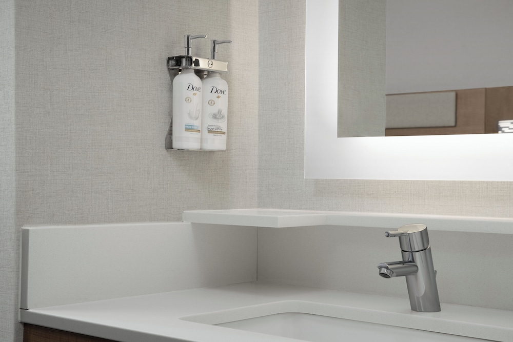 Holiday Inn Express Boston - Saugus by IHG