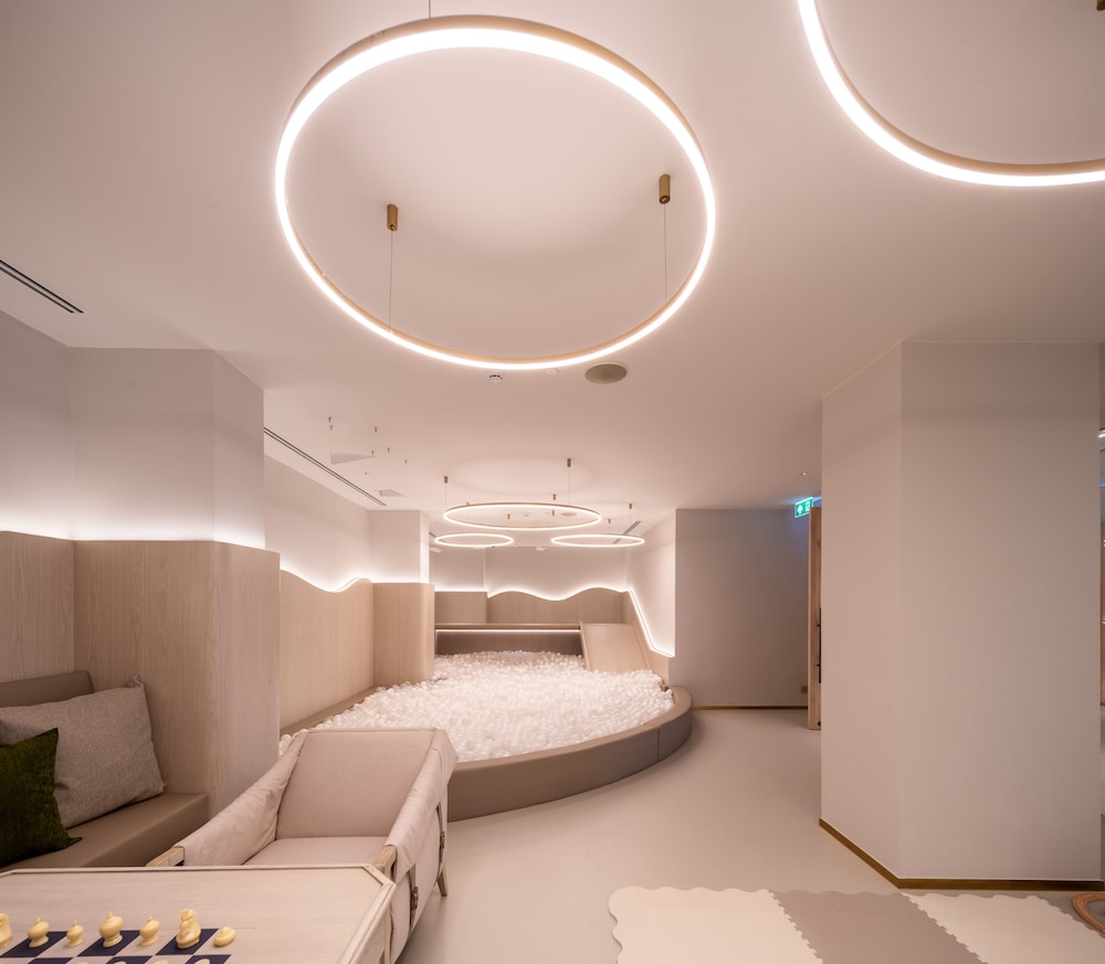 Maison Hotel Bangkok