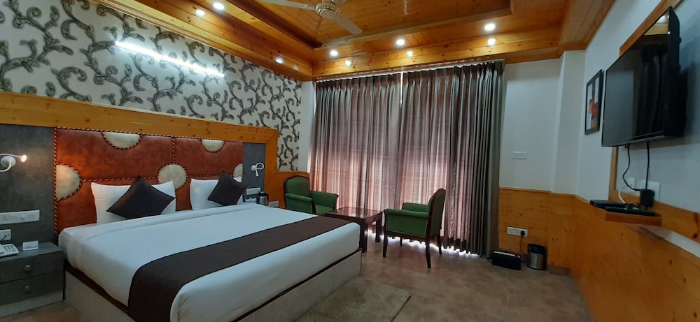 White Pearl Hotel