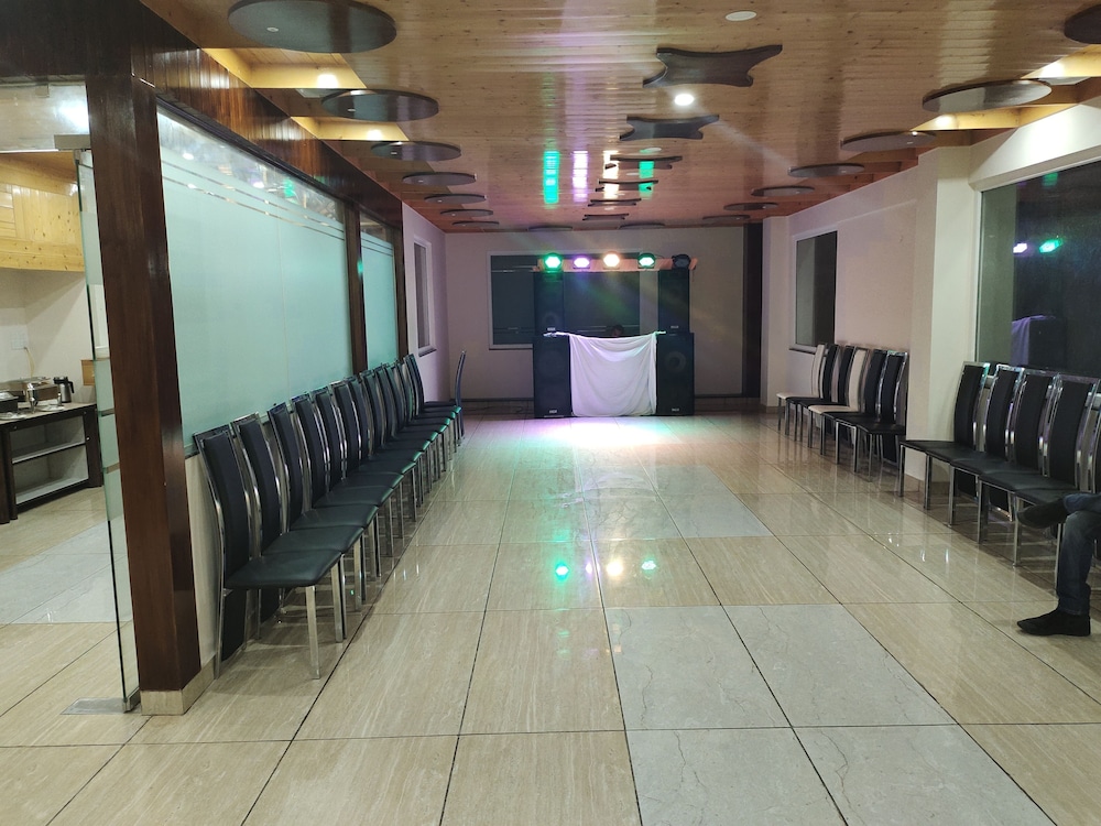 White Pearl Hotel