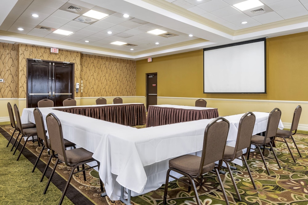 Holiday Inn Resort Orlando - Lake Buena Vista by IHG