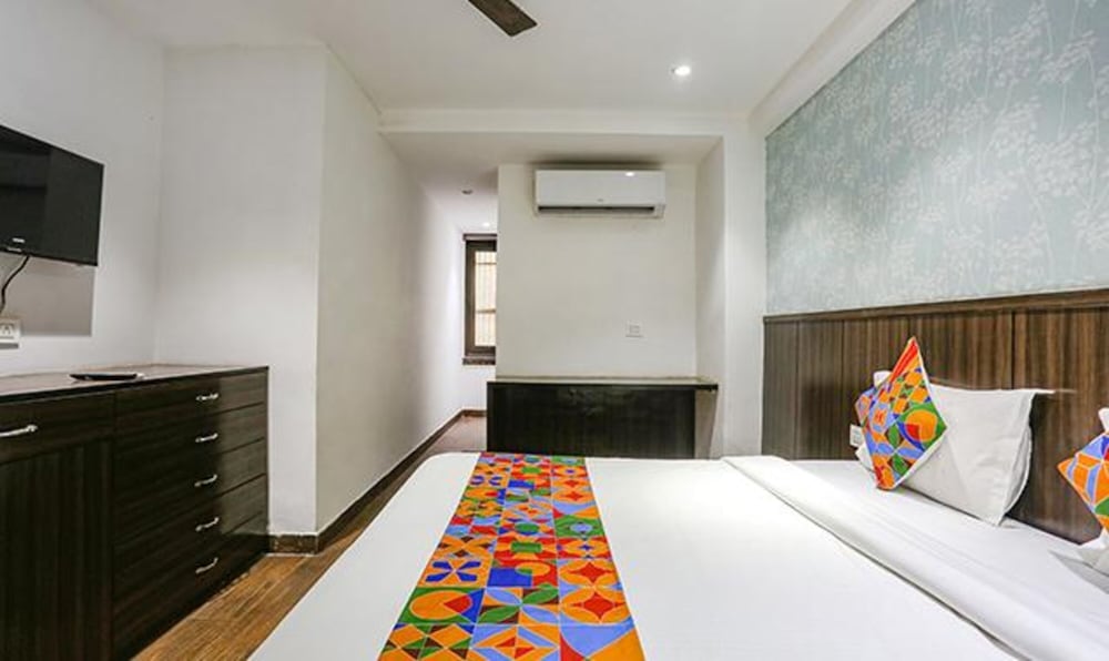  FabHotel RG Stay