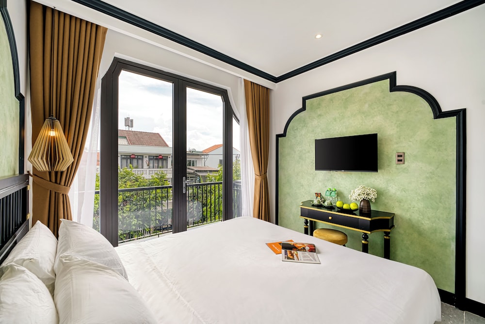 Rokas Hoi An Boutique Hotel