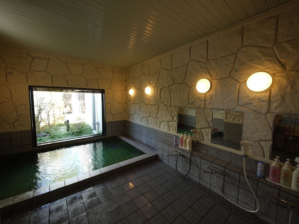 Hotel Route-Inn Court Uenohara