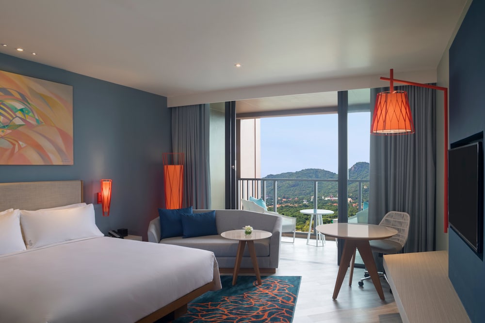 Holiday Inn Resort Vana Nava Hua Hin by IHG