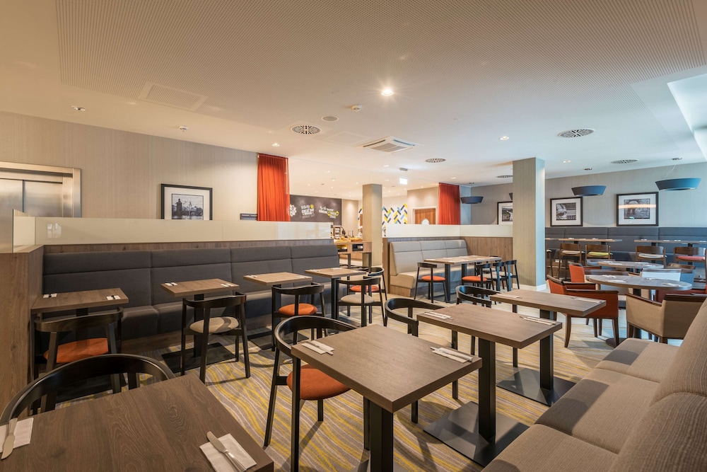Hampton by Hilton Munich City West