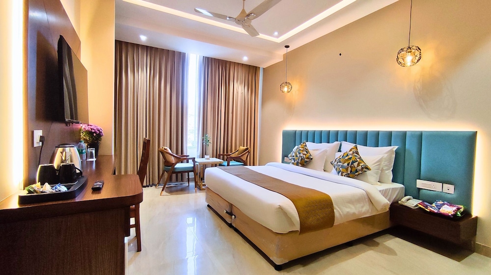 MGR Hotel Moradabad