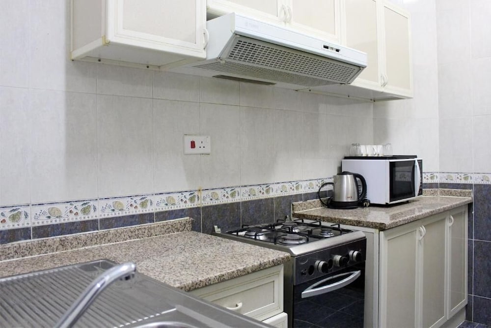 Sahara Hotel Apartment