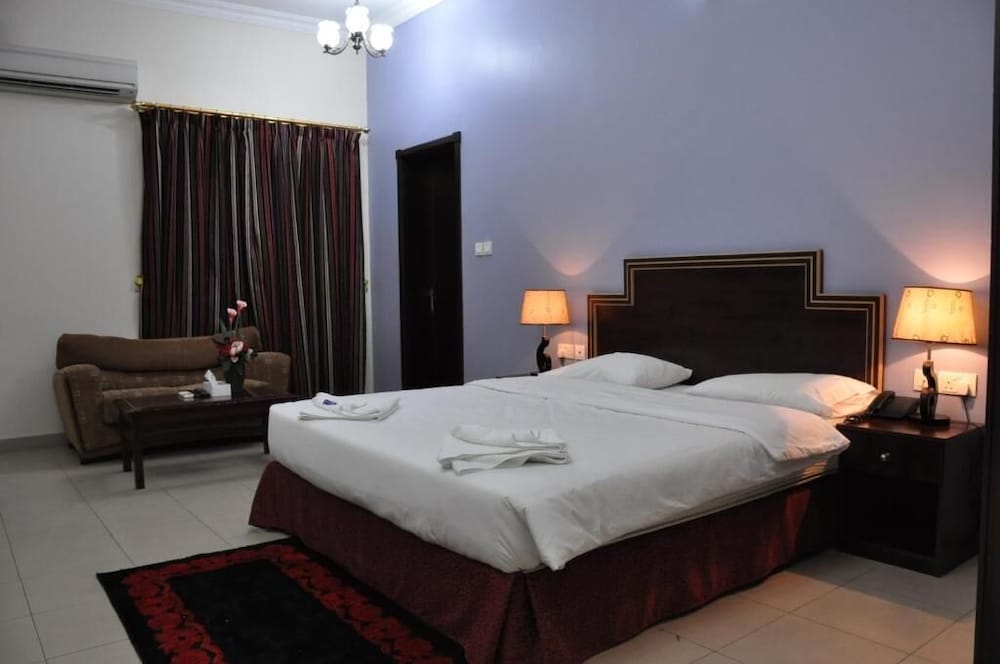 Sahara Hotel Apartment