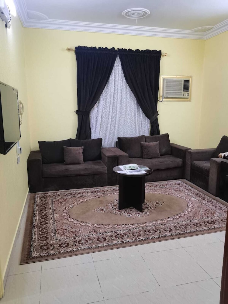 Al Eairy Furnished Apartment Al Madinah 3
