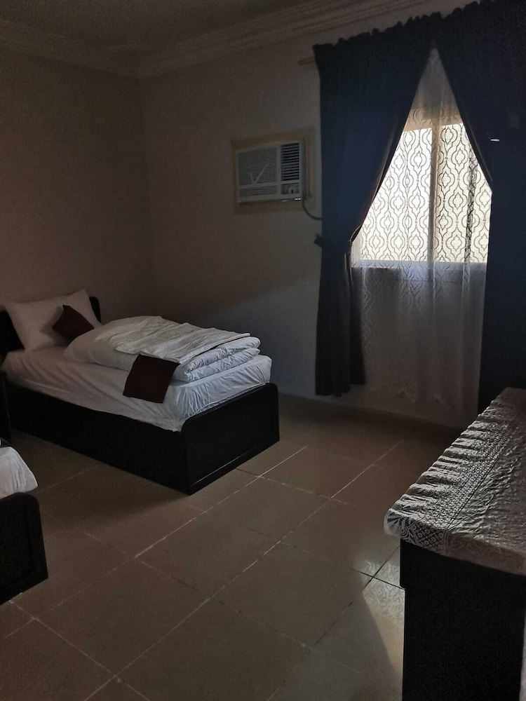 Al Eairy Furnished Apartment Al Madinah 3