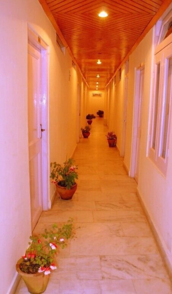  HOTEL WOODPARK