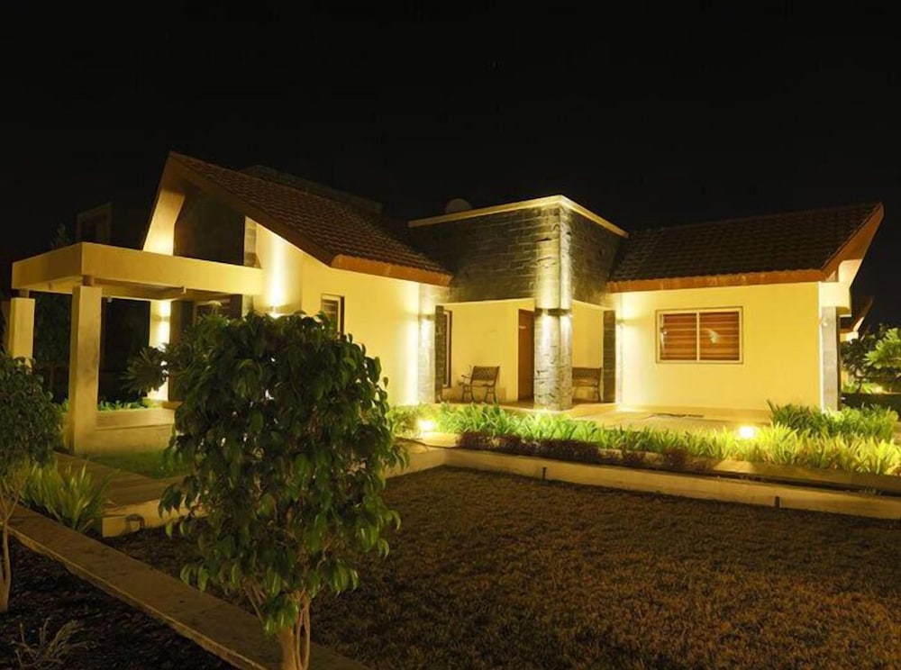 Prabhu Resort by King's Kraft, Rajkot