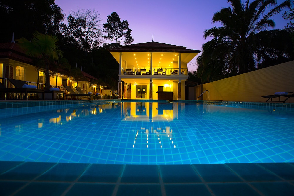 Lux Family Villas