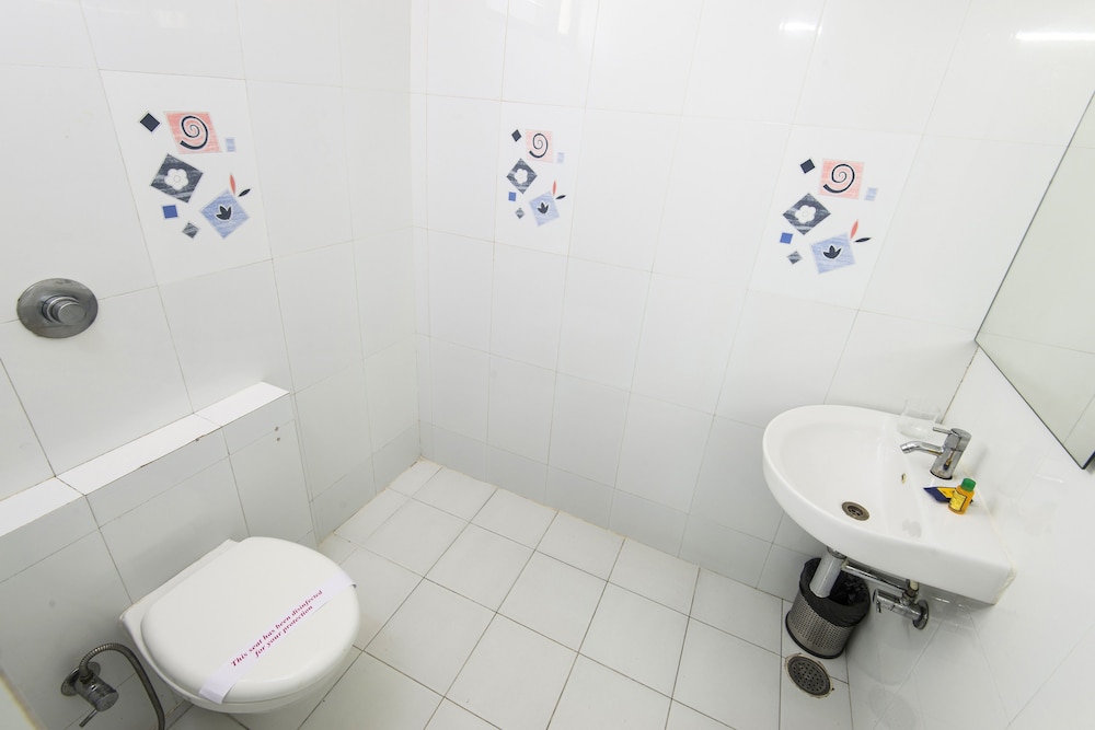 FabHotel Prime Arunaachalaa Residency