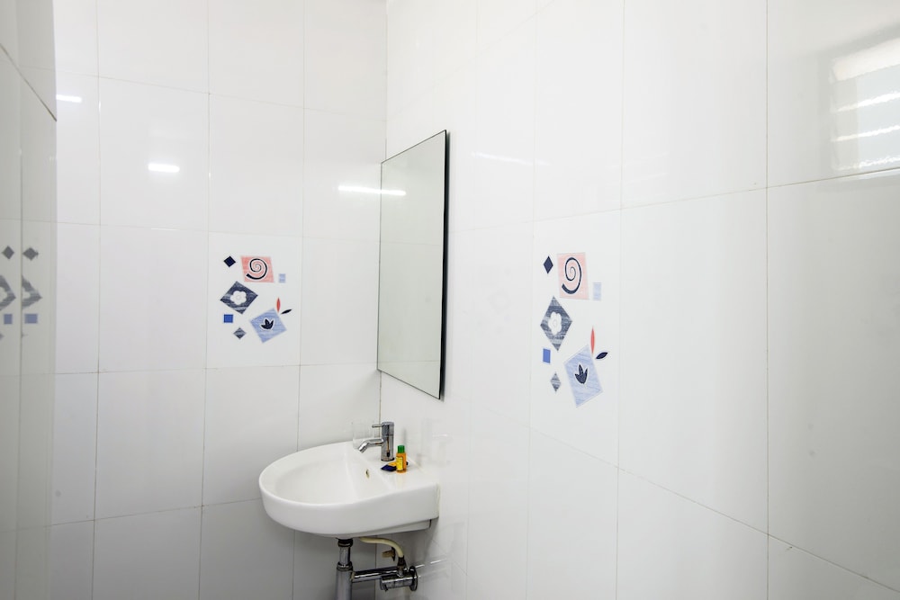 FabHotel Prime Arunaachalaa Residency