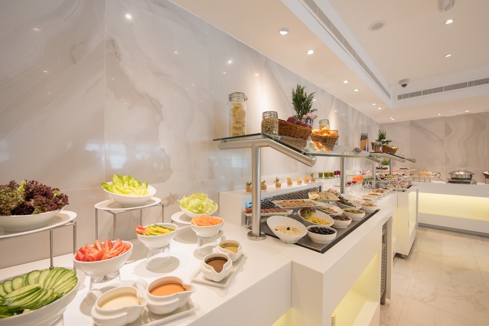 Hawthorn Suites by Wyndham Abu Dhabi City Centre