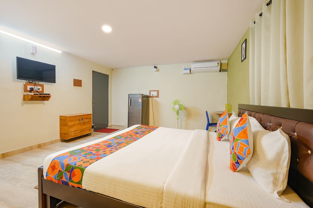 FabHotel La Palma Suites
