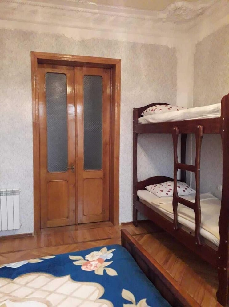 Guest House Kharabadze Family