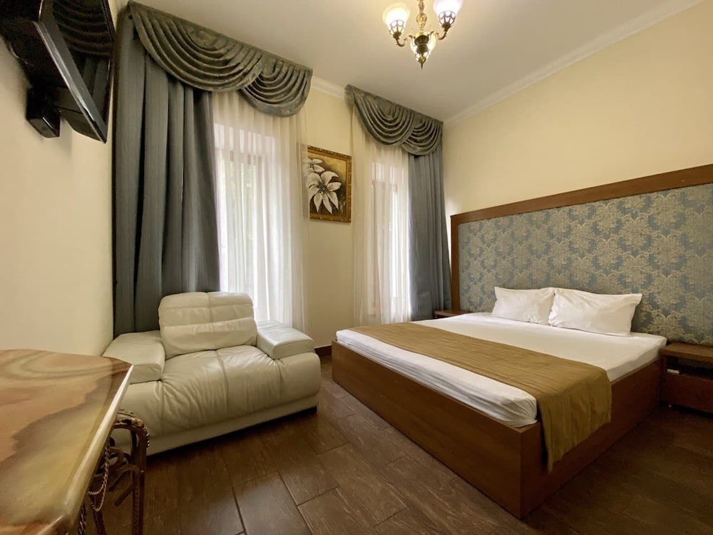 Boomerang Business Hotel