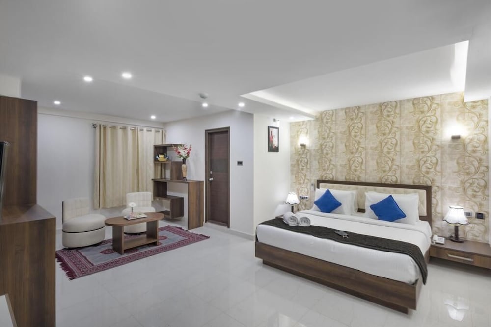 TS Royal Grand - Attibele