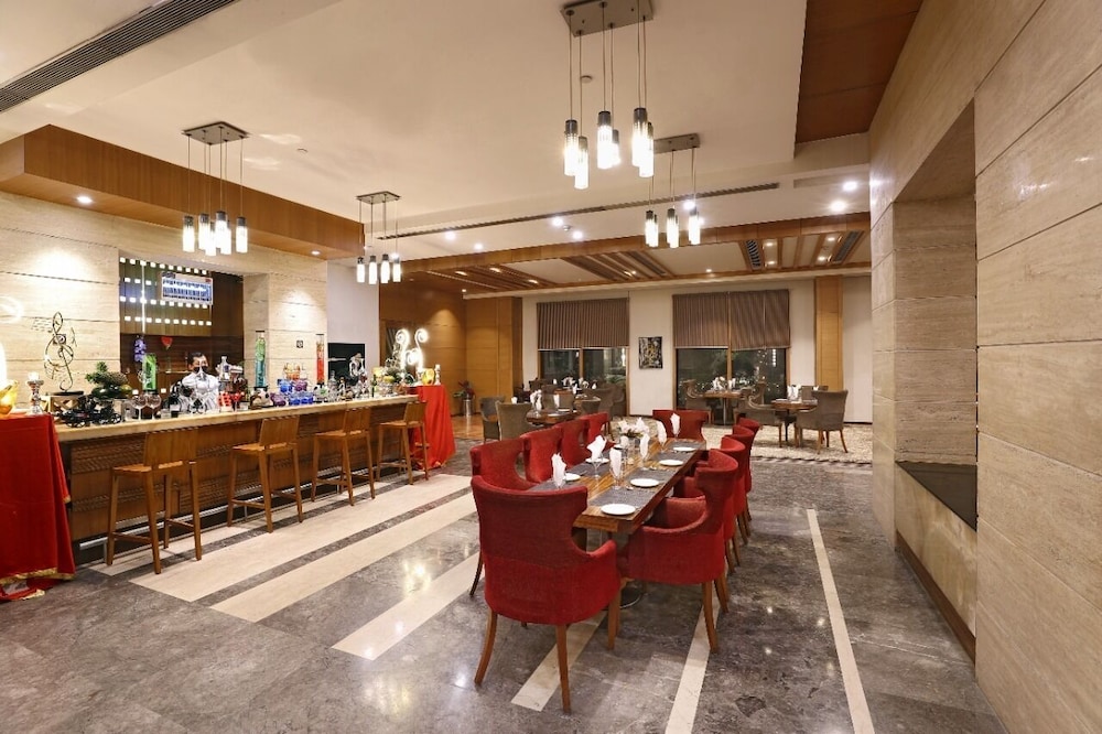 Tivoli Garden Resort