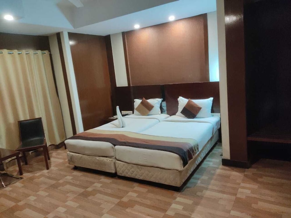 Hotel Ambassador Chocolate Inn