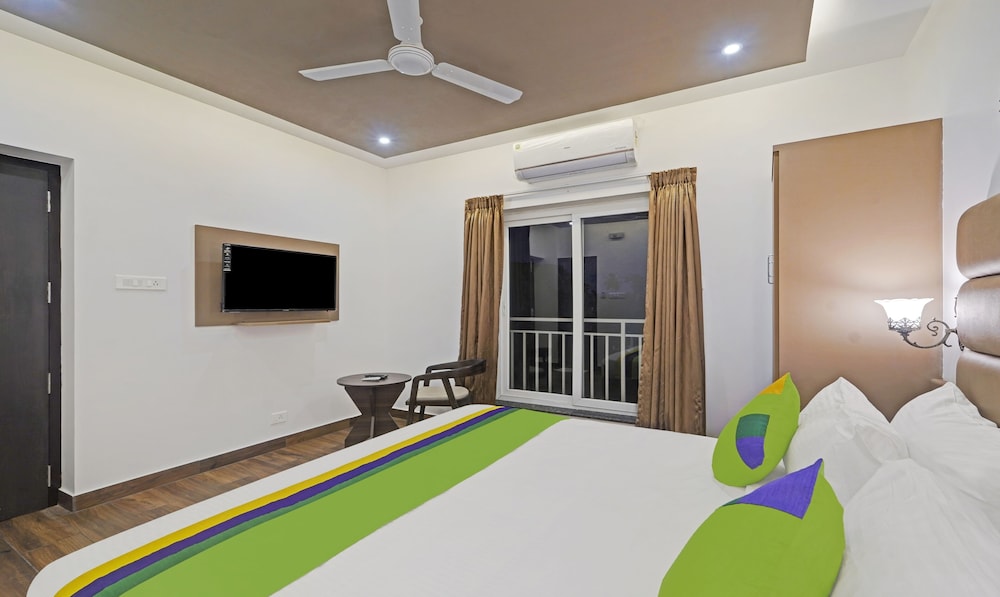 Treebo Premium Raffis' Andalusia Bay Way