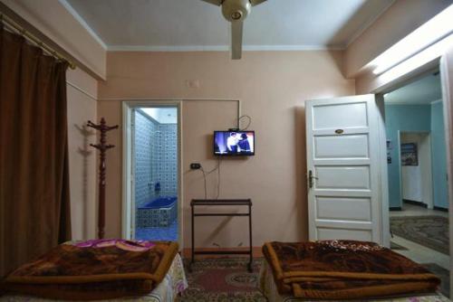 Fontana Luxor Hostel