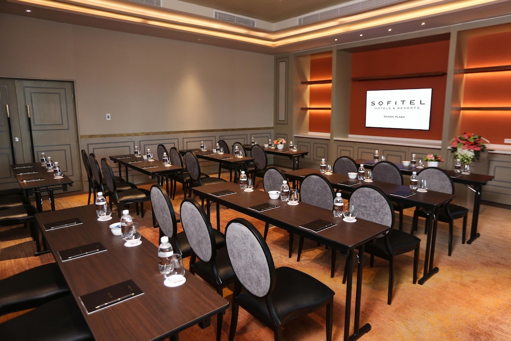 Sofitel Saigon Plaza