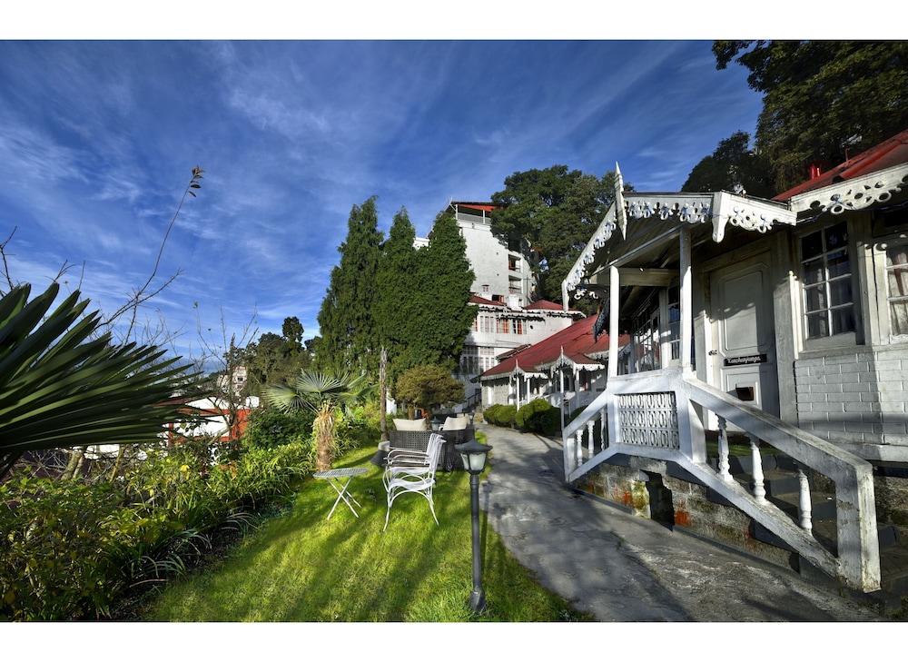 Summit Swiss Heritage Resort & Spa