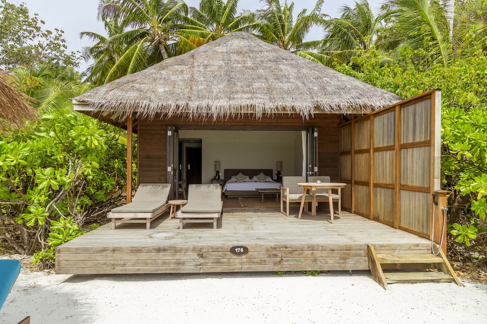 Veligandu Maldives Resort Island