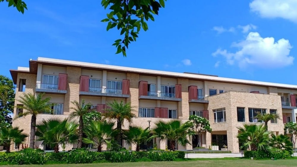 Ritz Resort Lucknow - The Perfect Blend of Business and Leisure.