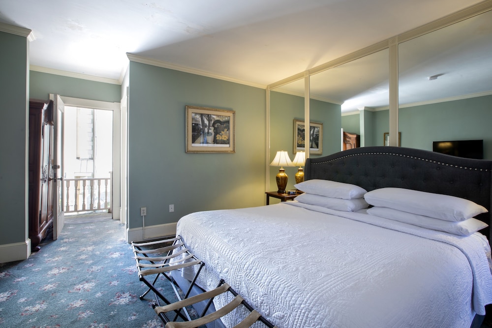 Foley House Inn