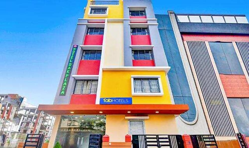 FabHotel Dak Plaza
