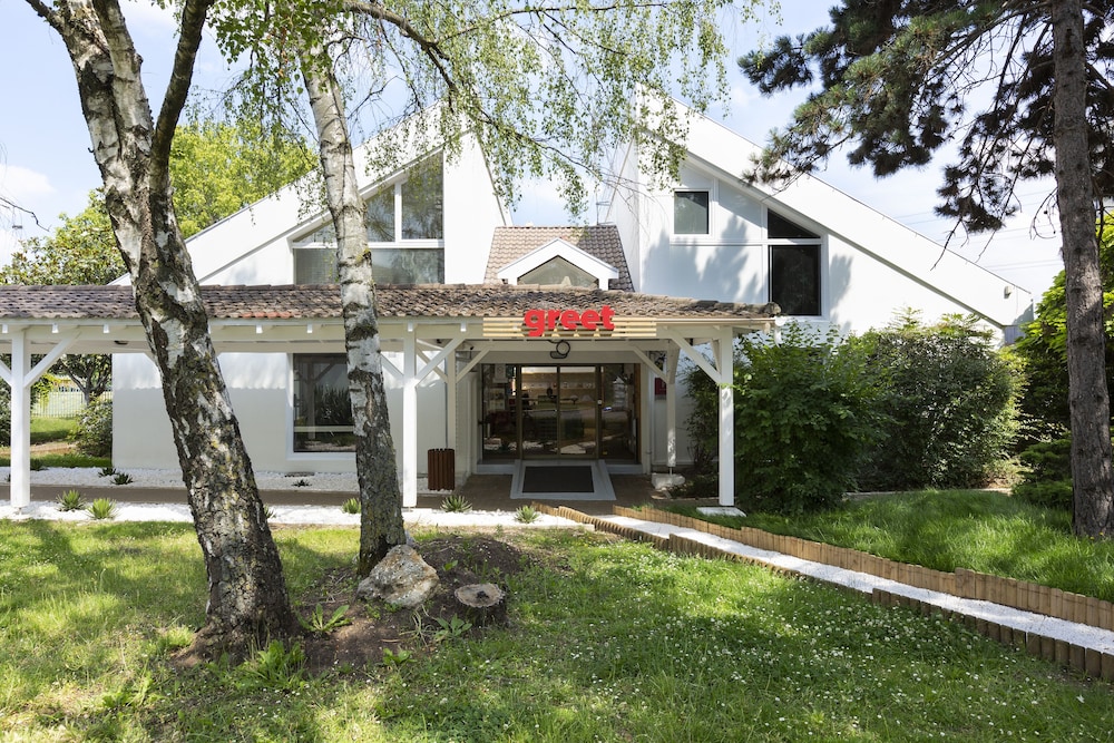 greet Hotel Villeneuve La Garenne