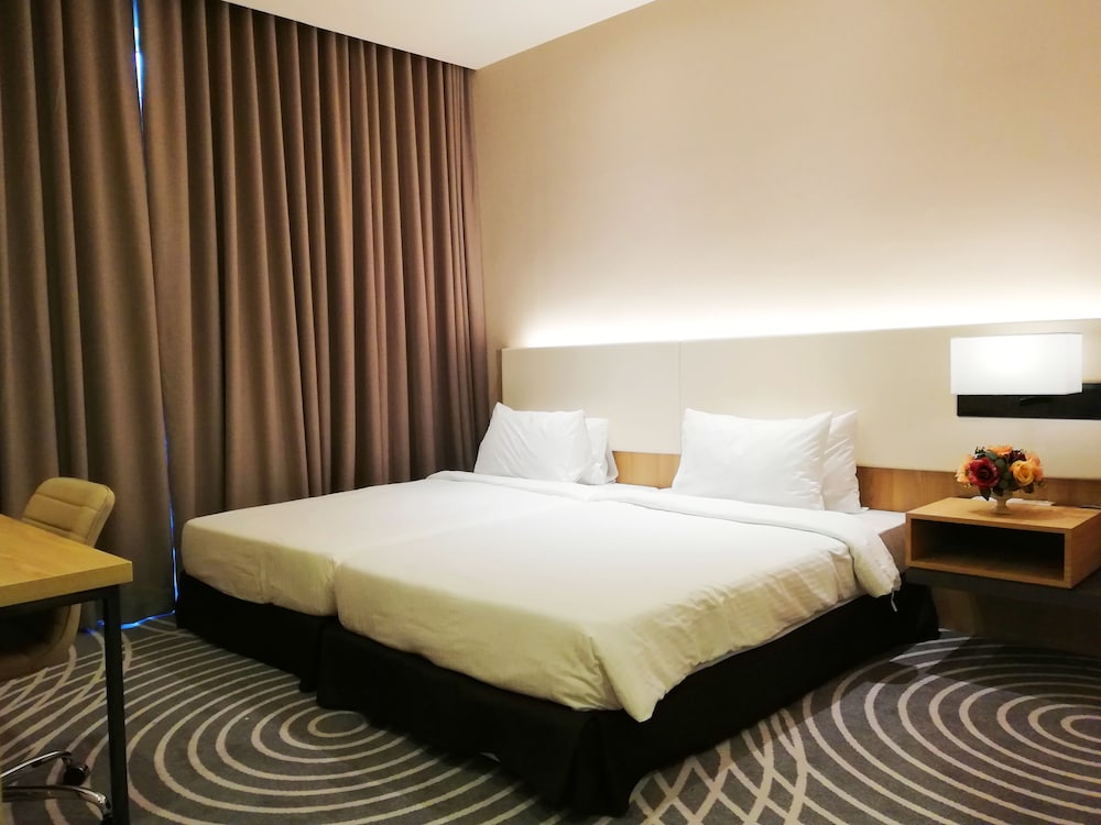 Regalia Upper View Hotel