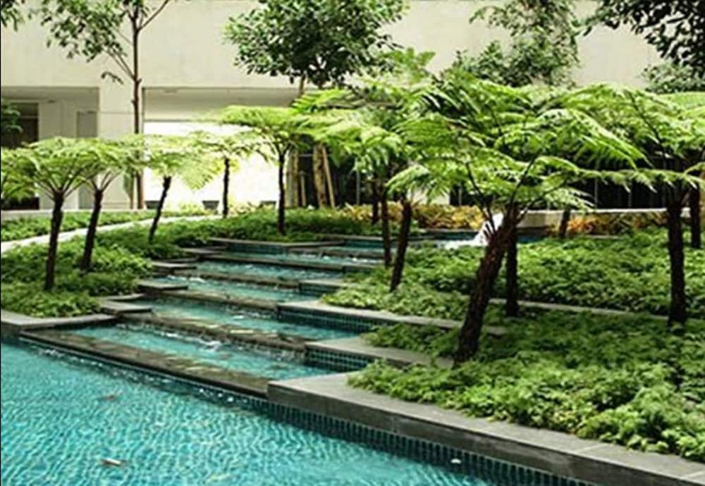Regalia Upper View Hotel