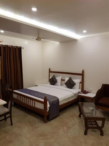 HOTEL BANARAS HAVELI