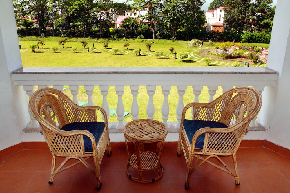 Naturoville Wellness Resort Rishikesh - Surrounded by Nature, Rooted in Wellness