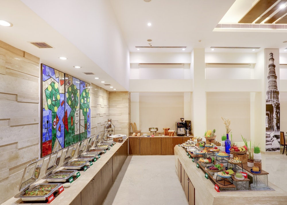 Lemon Tree Premier 1, Leisure Valley, Gurugram