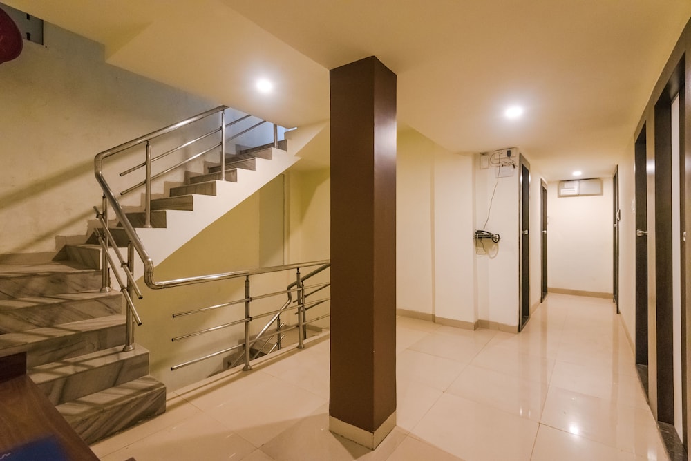 Hotel Sarovar Grand