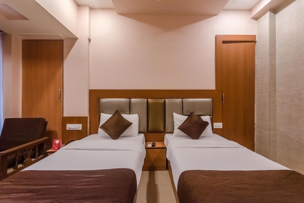 Hotel Sarovar Grand