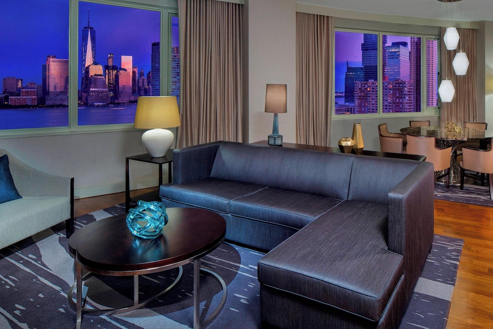 The Westin Jersey City Newport