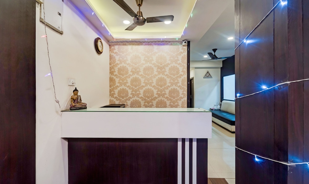 Itsy Hotels Neeranand Plaza, Bhawanipur