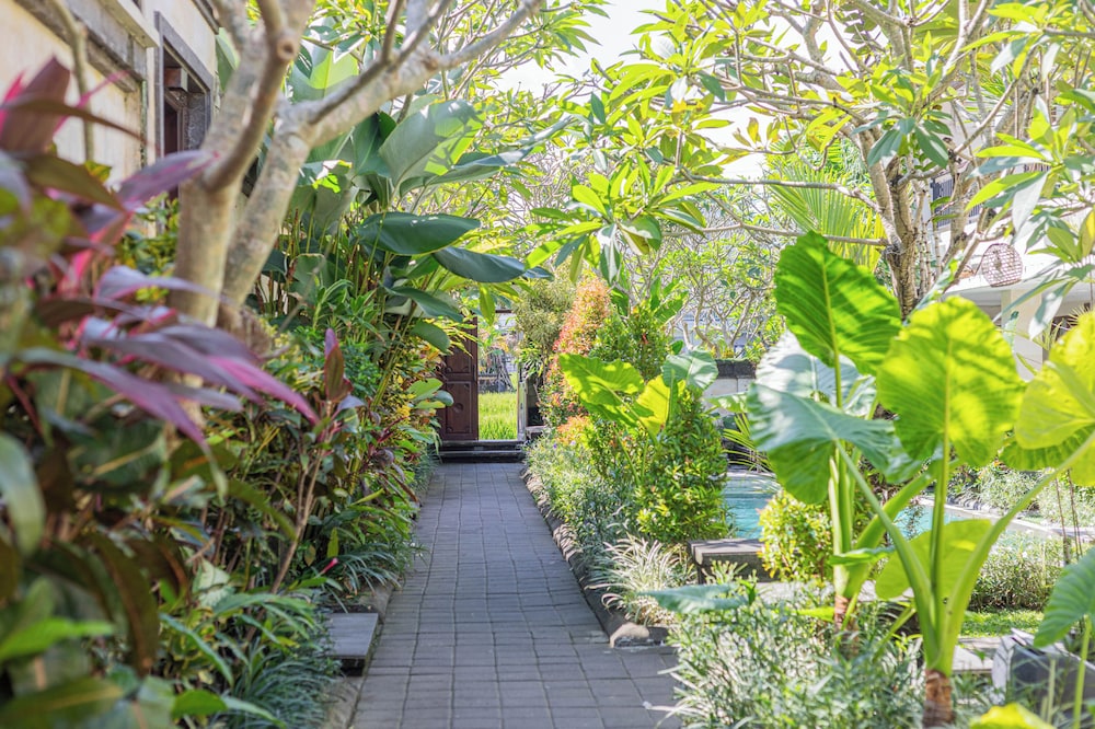 Puri Canggu Villas & Rooms