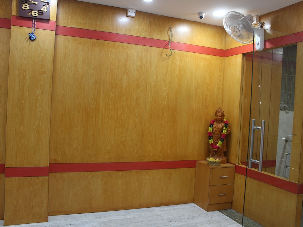 Hotel Sujan Residency
