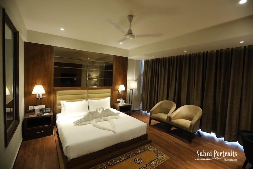 Hotel The Shaurya