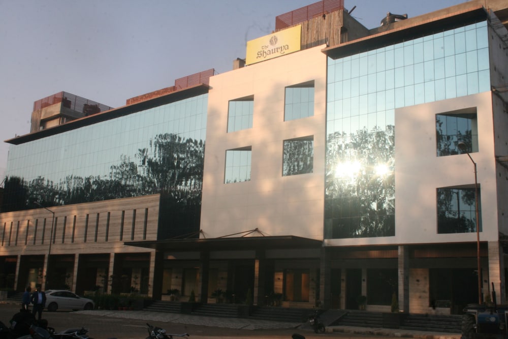Hotel The Shaurya