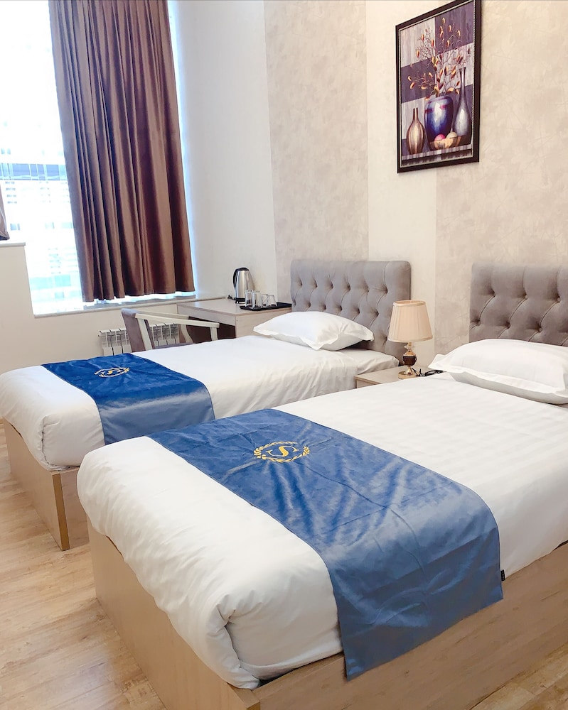 MIRA STAY Hotel